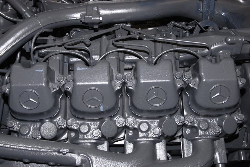 Mercedes-Benz, Diesel engine, Type OM442942, S/N: WDB659339
